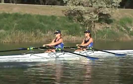 Bianca Miarka e Carolina Rocha terminaram em 5º lugar a final double skiff feminino nos Jogos Pan-americanos Guadalajara 2011 / Foto: Divulgação